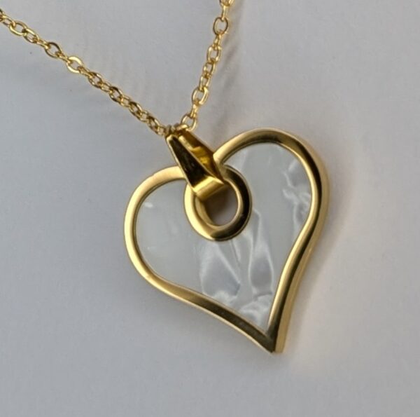 Golden Heart Muse White Necklace - Image 2