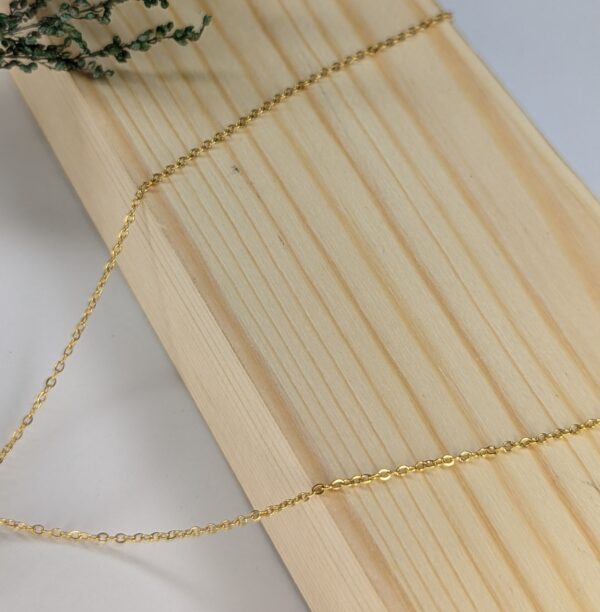 Golden Heart Muse White Necklace - Image 3