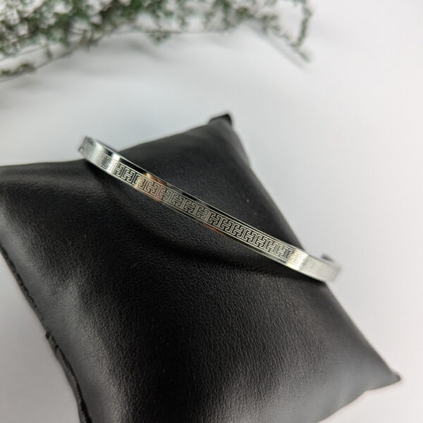 Silver Maze Bangle Bracelet - Image 3