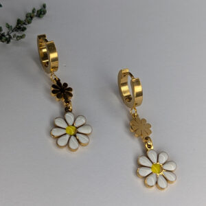 Golden Daisy Delight Earrings
