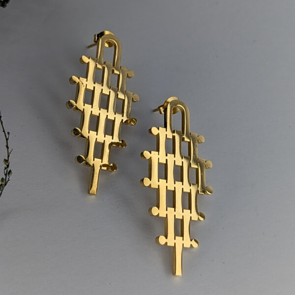 Golden Lattice Leaf  Earrings - Image 2