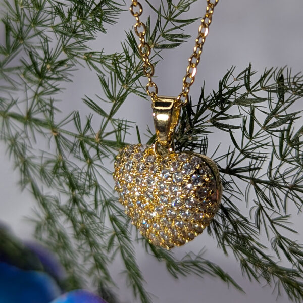 Golden Radiant Heart of Elegance Pendent - Image 2