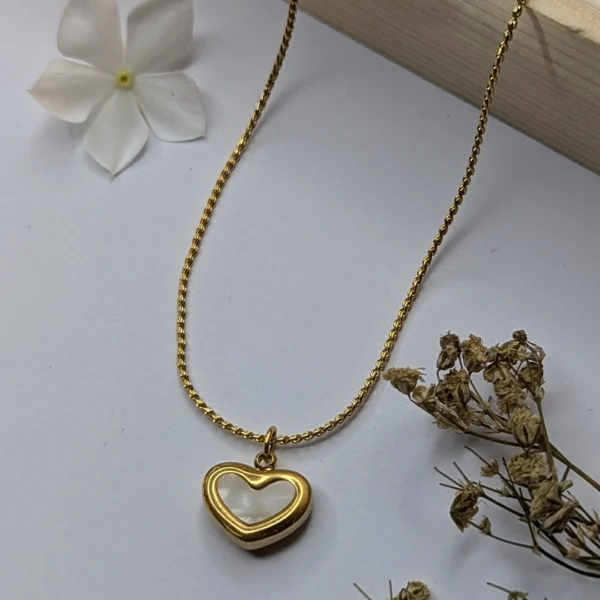 Golden Heart Embrace Pendent - Image 4