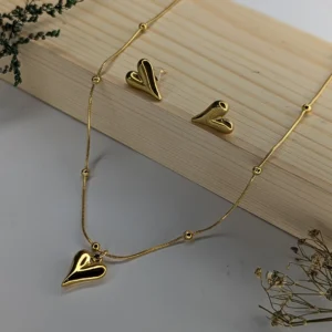 Golden Heartbeat Pendent with Earrings