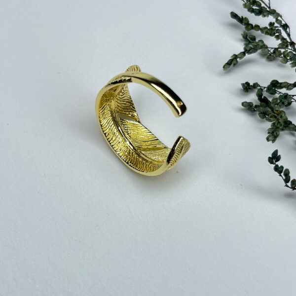Feather Gleam Ring - Image 3
