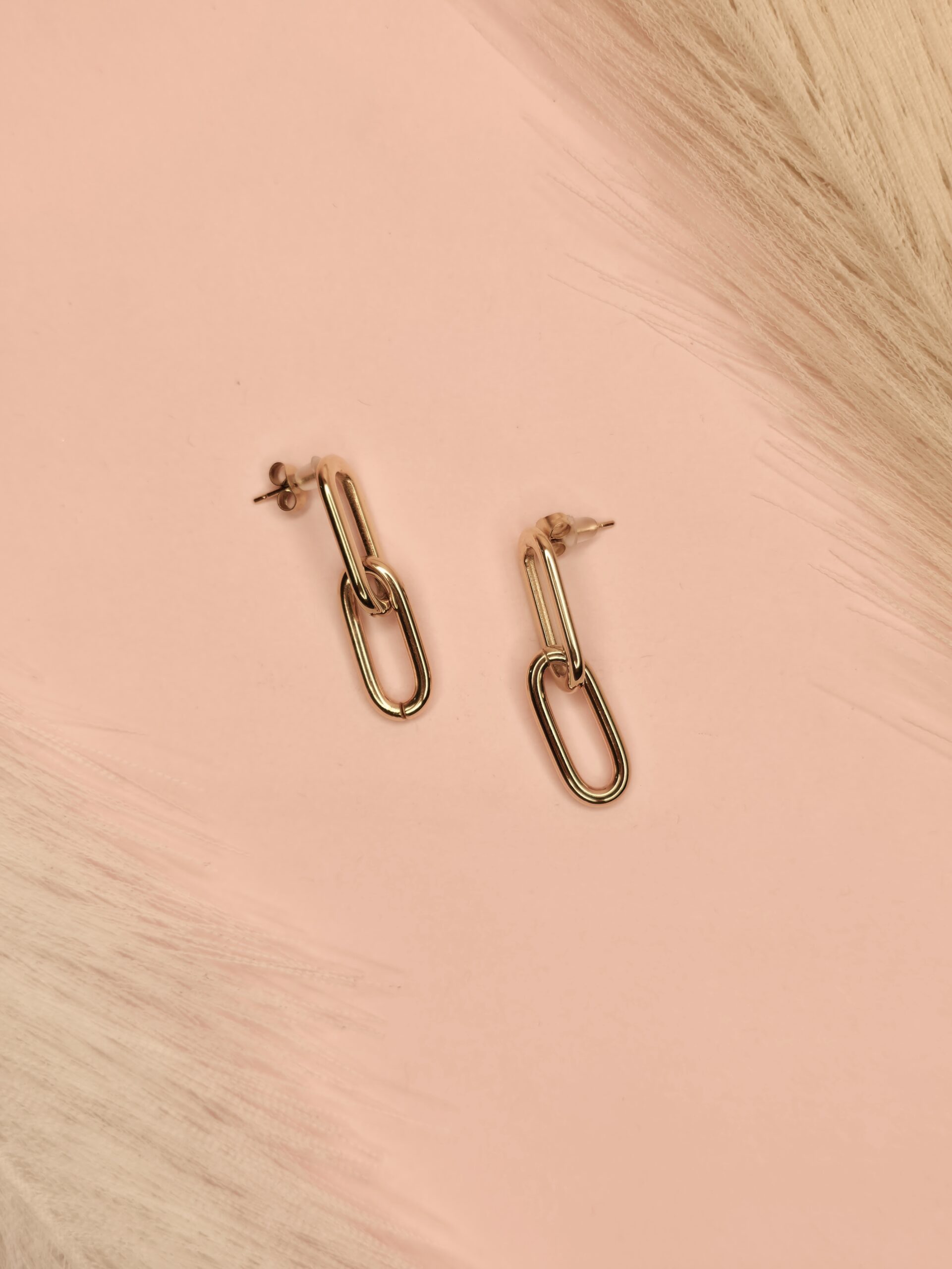Goldline Earring - Image 3