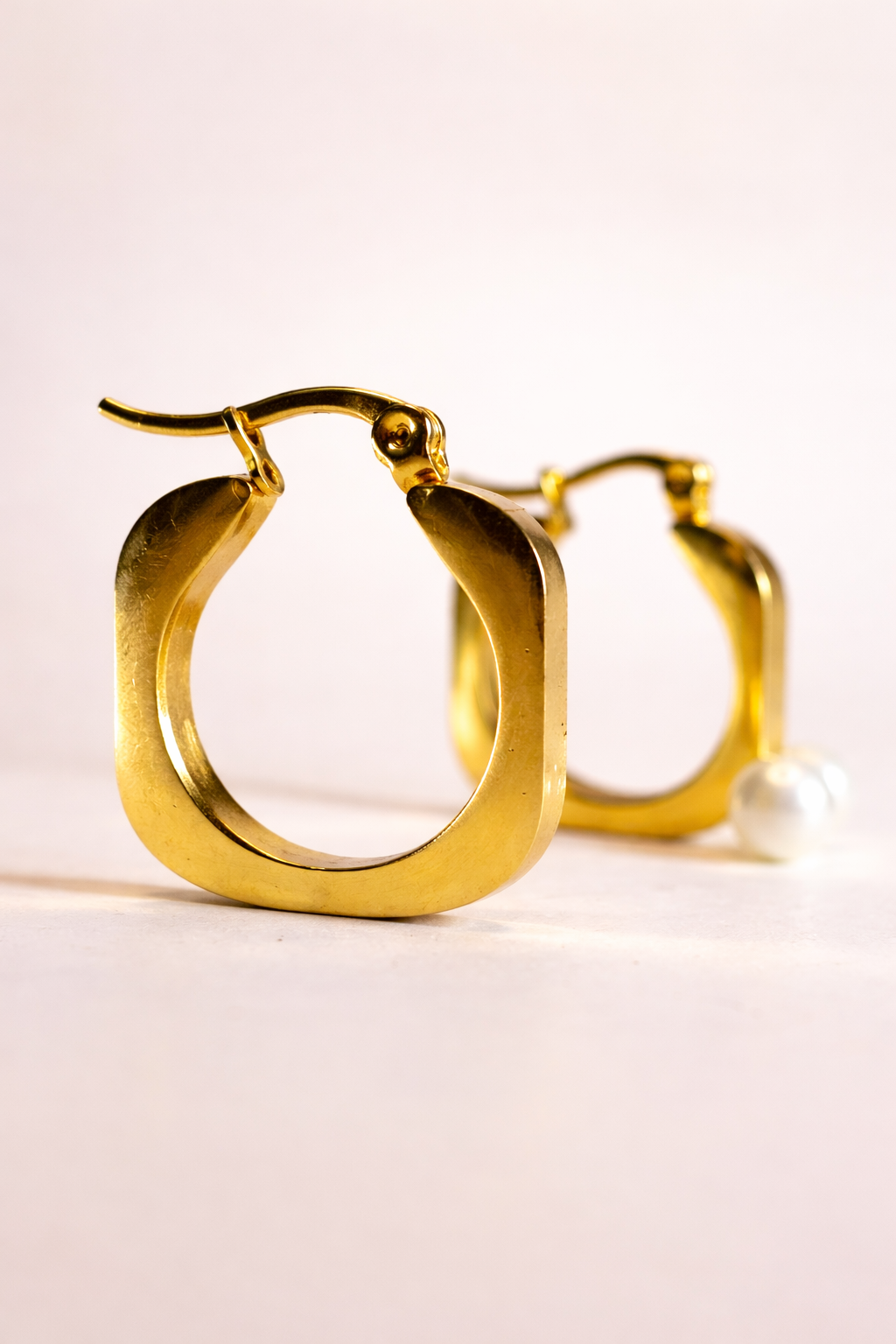 Square Hoops Earrings - Image 4
